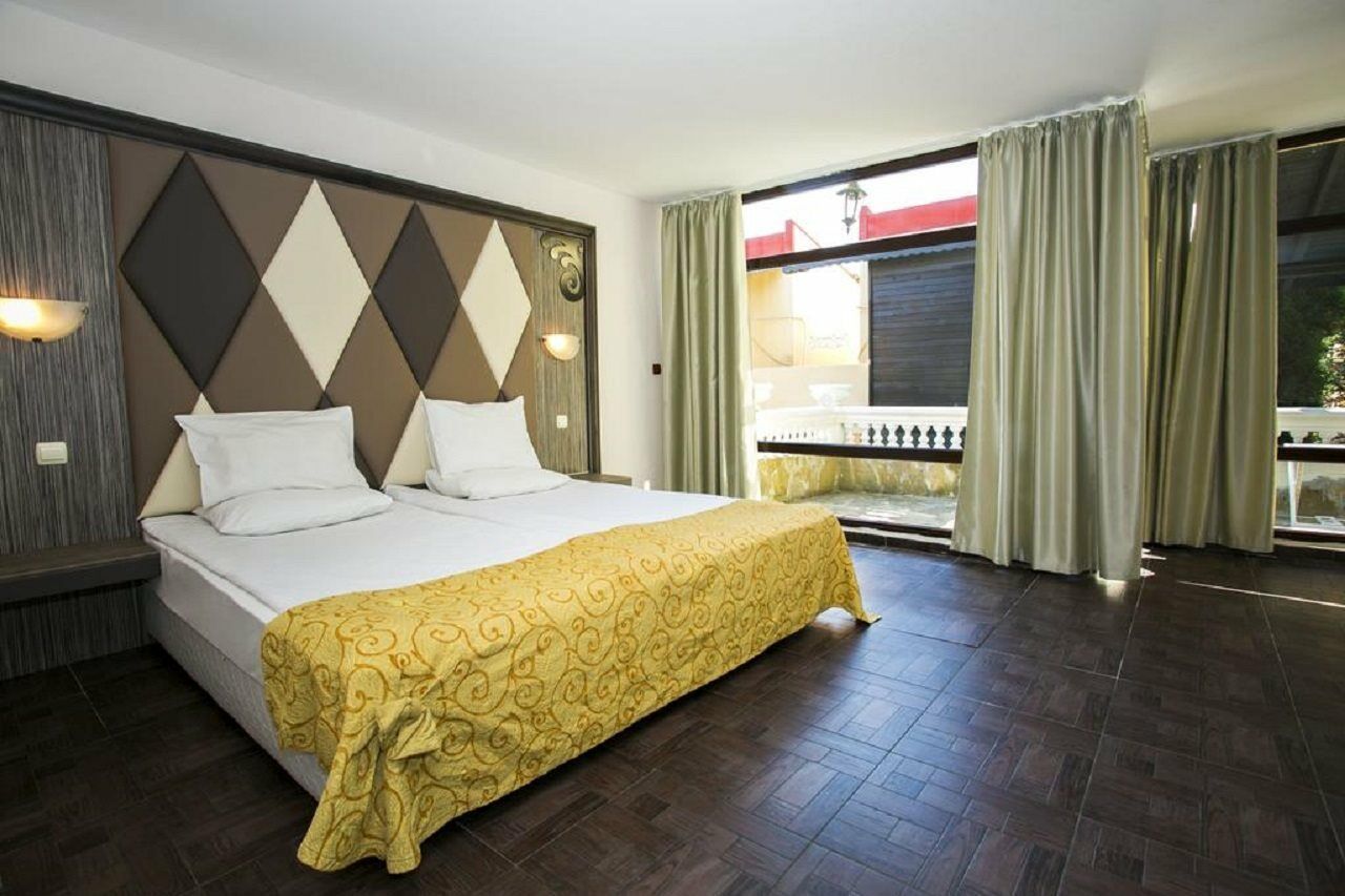 Elenite Villas Extérieur photo